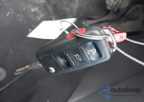 2013 Volkswagen Tiguan S из США, поврежденный, VIN WVGAV3AX1DW574009